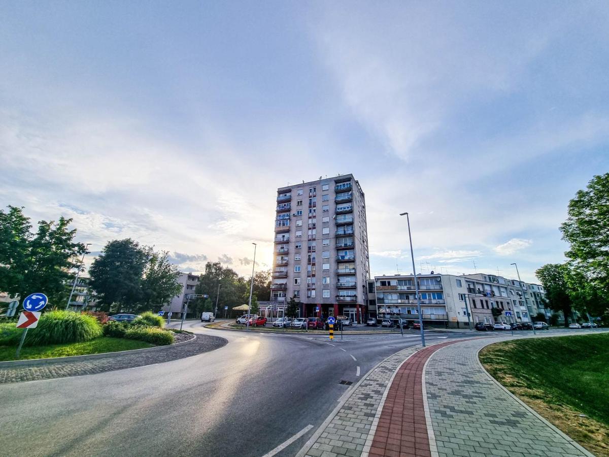 Apartment Apex Penthouse Self Check-In Karlovac Exteriér fotografie